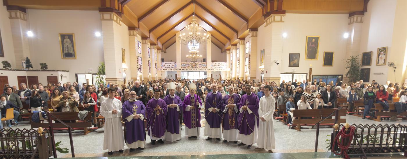 Los niños de Benalmádena preguntan al Sr. Obispo en su Visita Pastoral