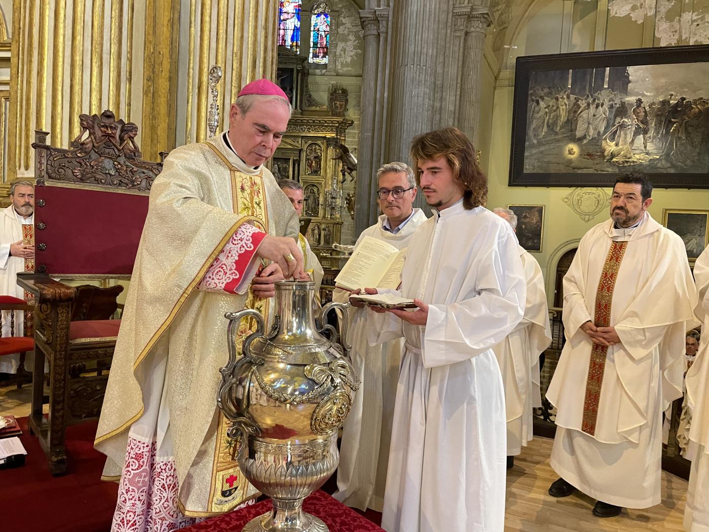 Misa Crismal 2024 en la Catedral de Málaga // E. LLAMAS
