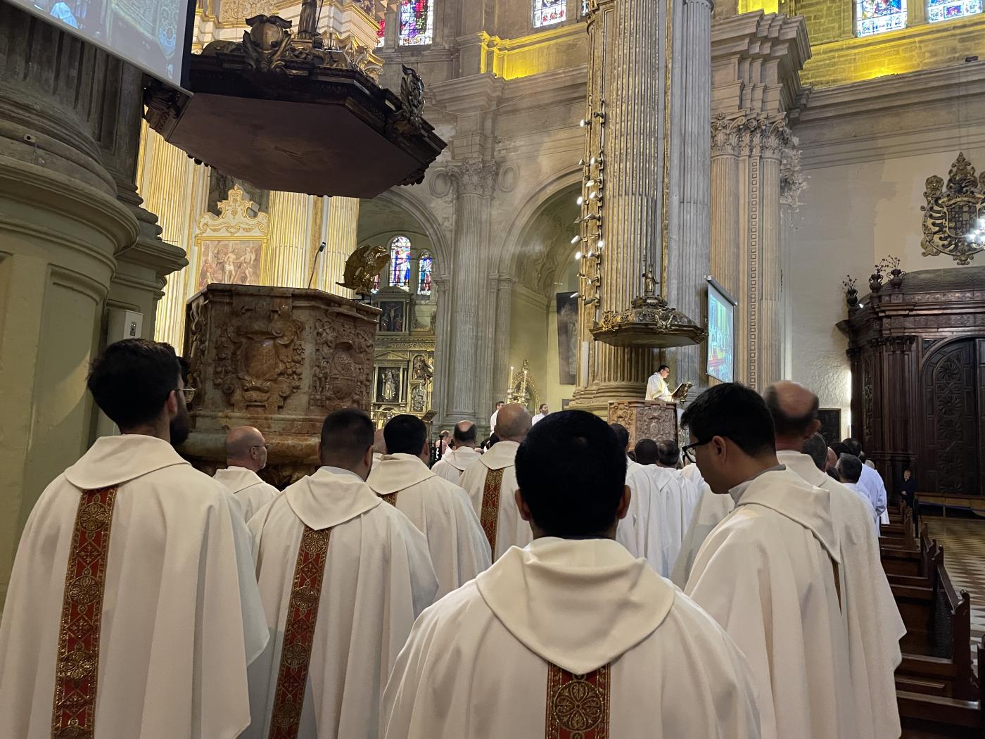 Misa Crismal 2024 en la Catedral de Málaga // E. LLAMAS