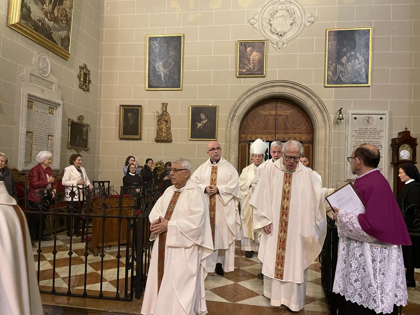Misa Crismal 2024 en la Catedral de Málaga // E. LLAMAS