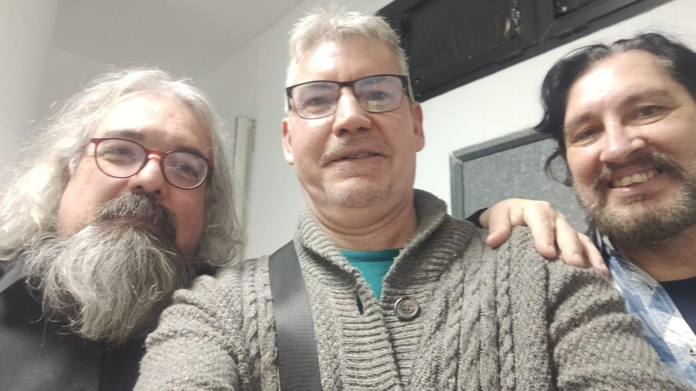 Nos rezamos cantando, con Harijans