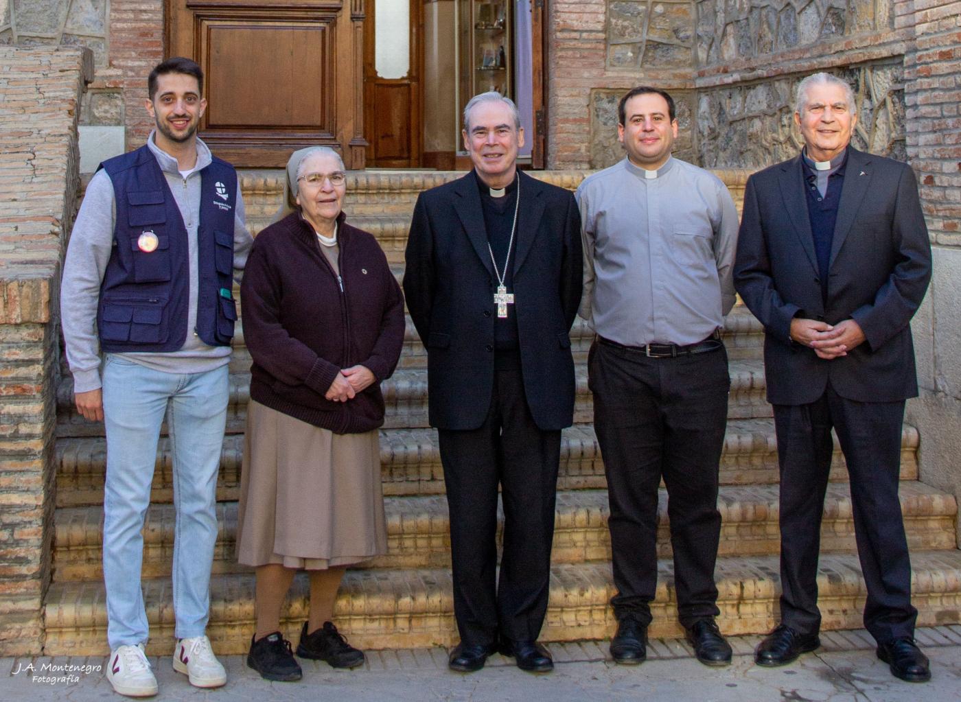 El Sr. Obispo a su llegada al EDJ 2024