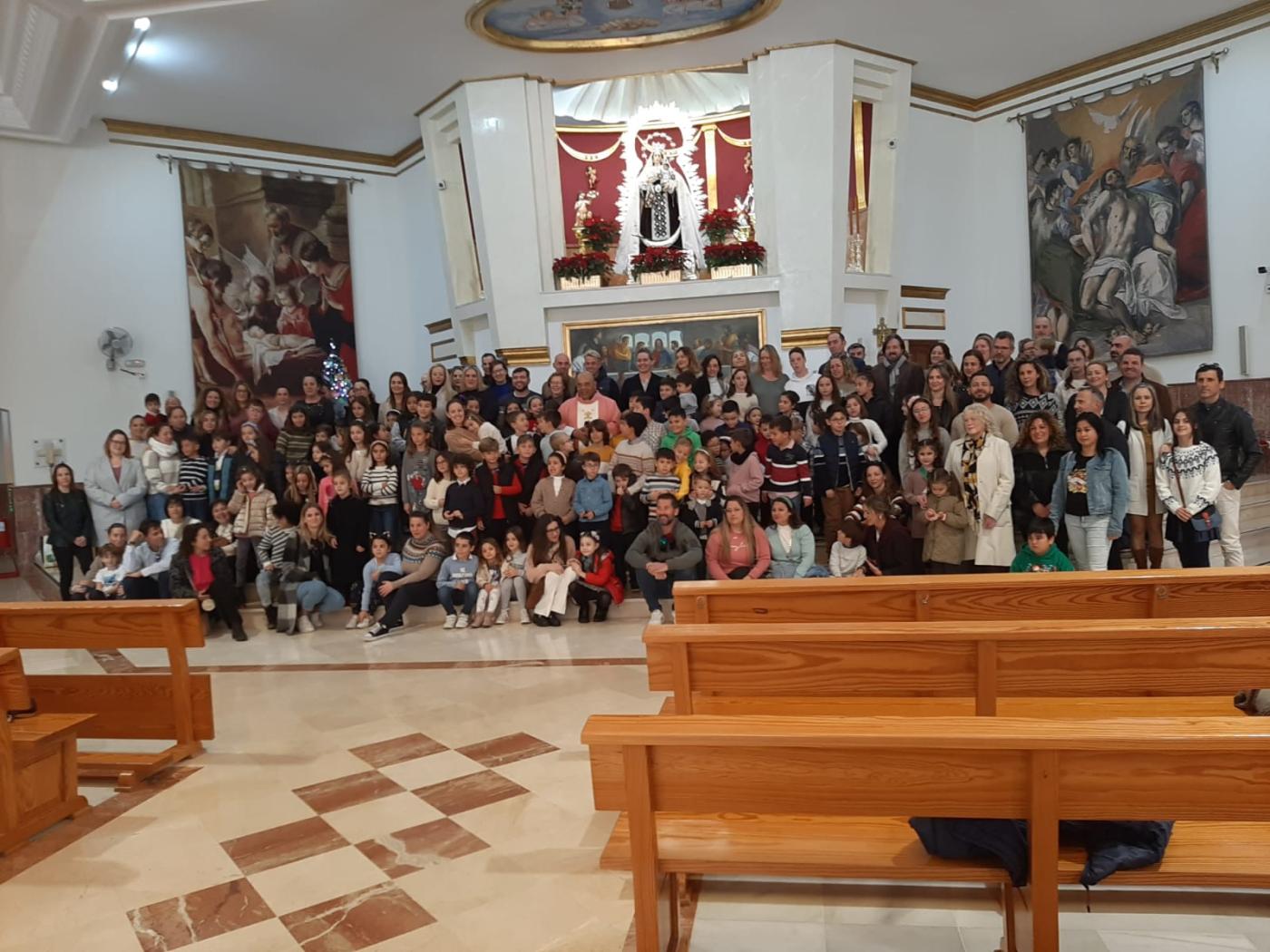 Ordenados en la Catedral, en un convento, en la iglesia del pueblo y en un estadio de fútbol