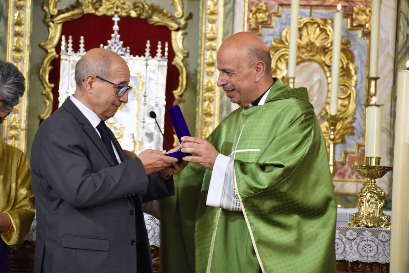 Antonio López: «Empecé como monaguillo, con unos 8 años, y aquí sigo»