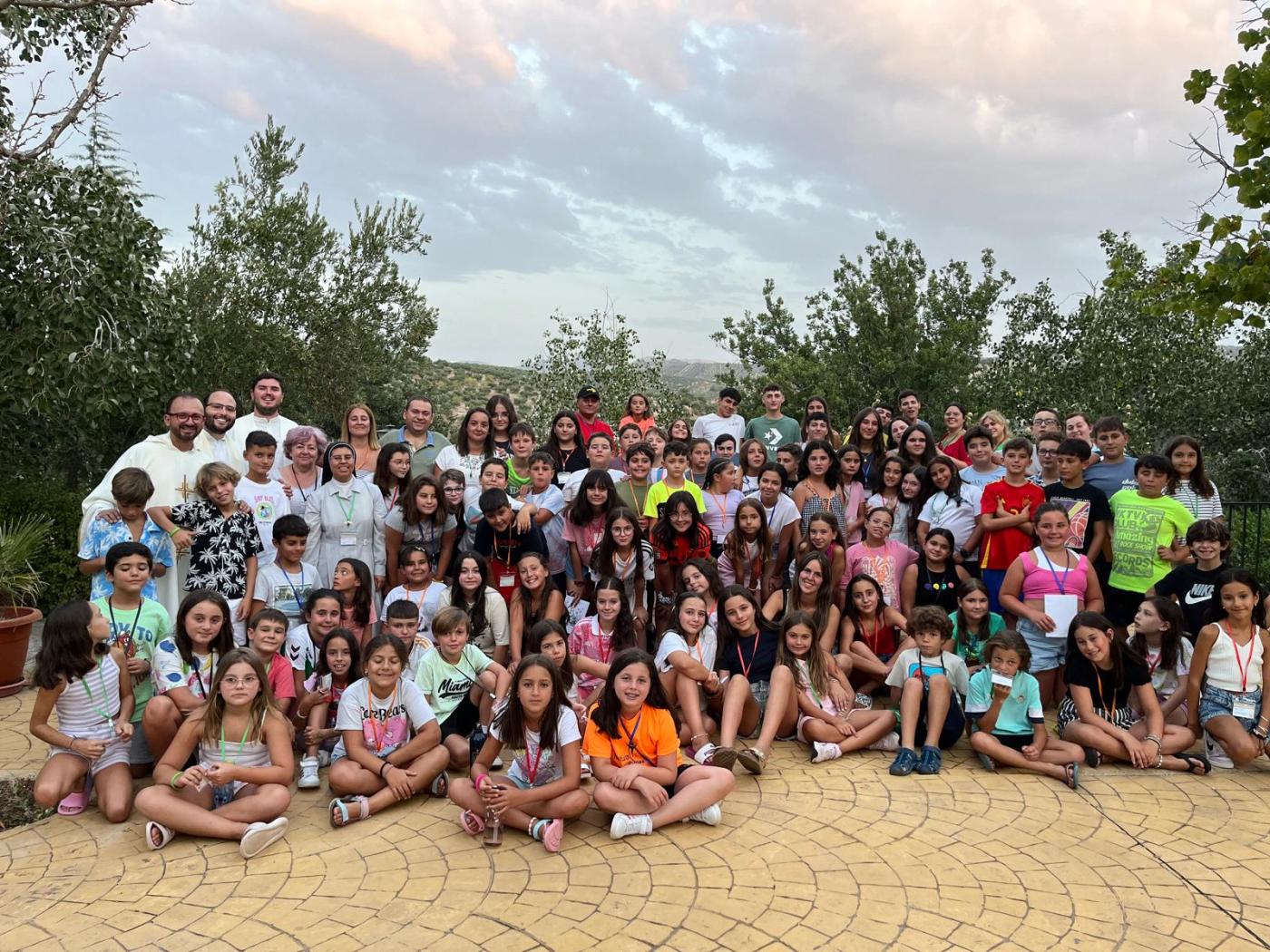 Los niños y adolescentes de Archidona-Campillos viven su campamento de verano