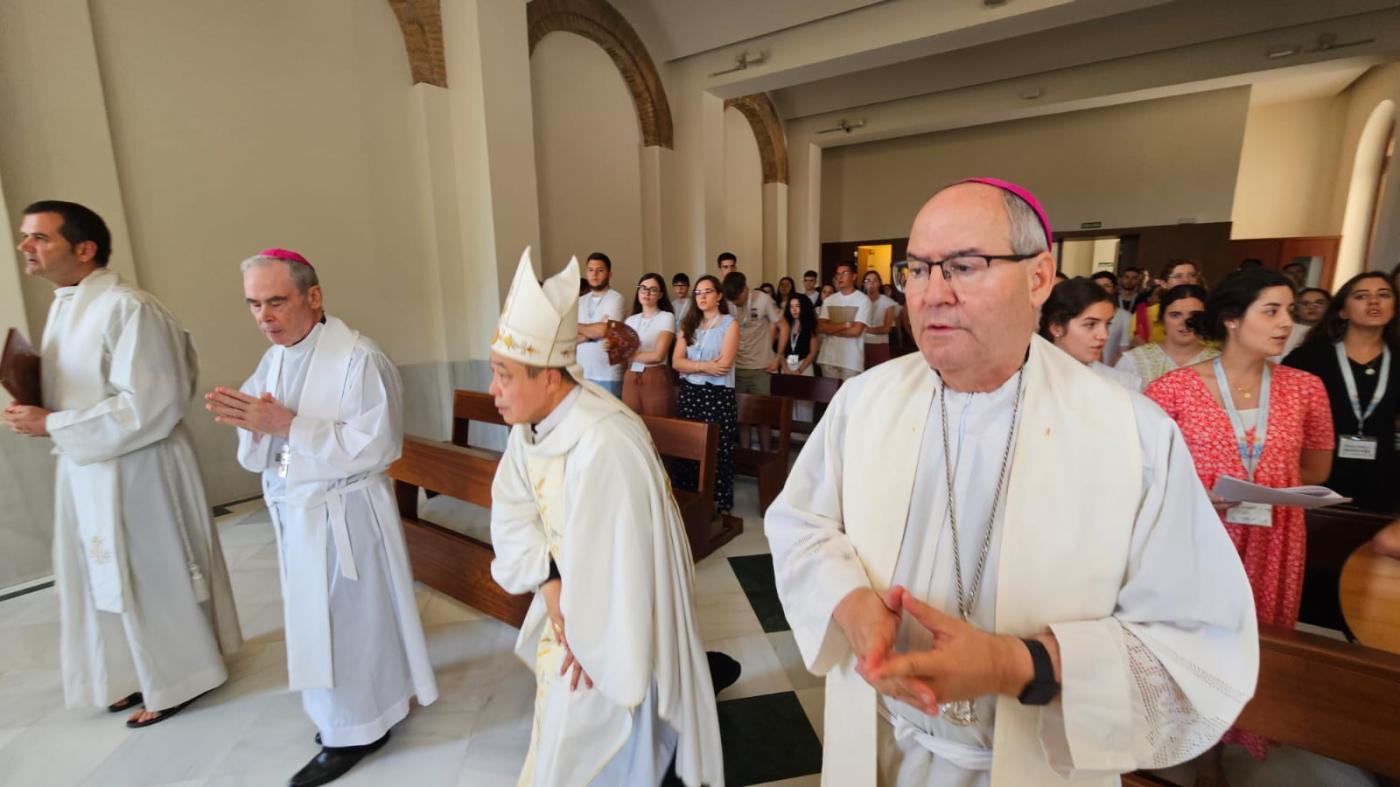 Misa en el Campus de Verano de Pastoral Universitaria de Toledo en Málaga