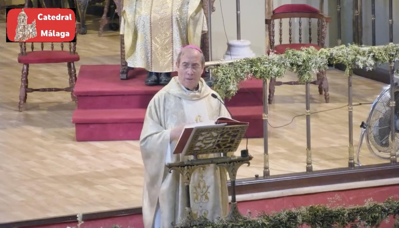 Mons. Francisco P&eacute;rez durante la novena a Santa Mar&iacute;a de la Victoria