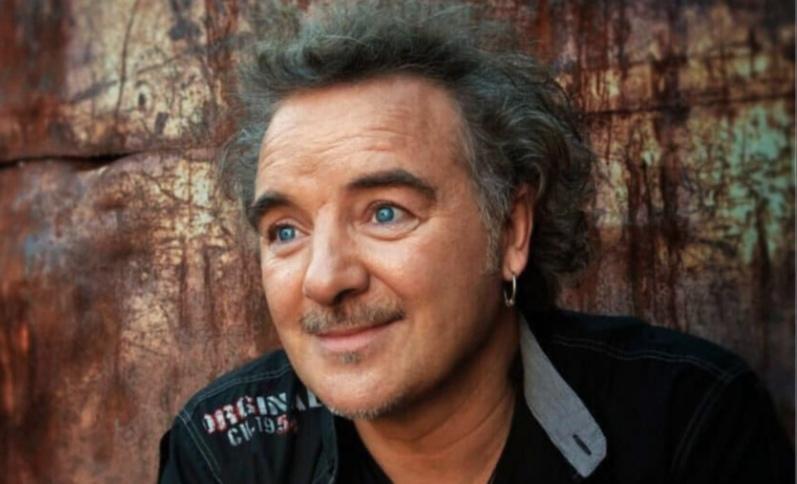 Nos rezamos cantando, en verano, con Migueli