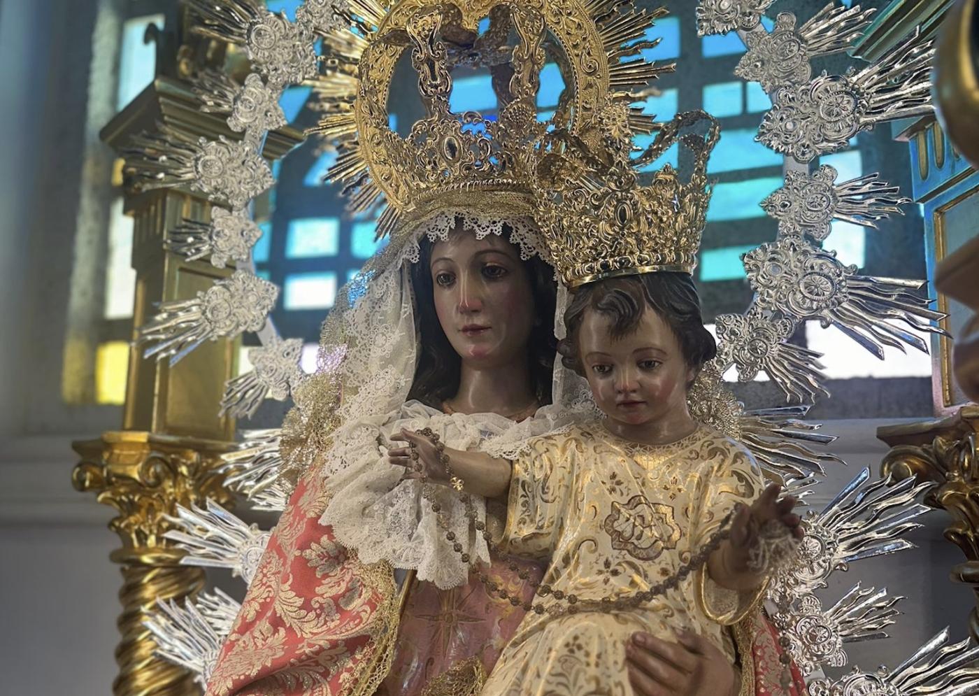 Nuestra Señora del Rosario, diecisiete parroquias llevan su nombre