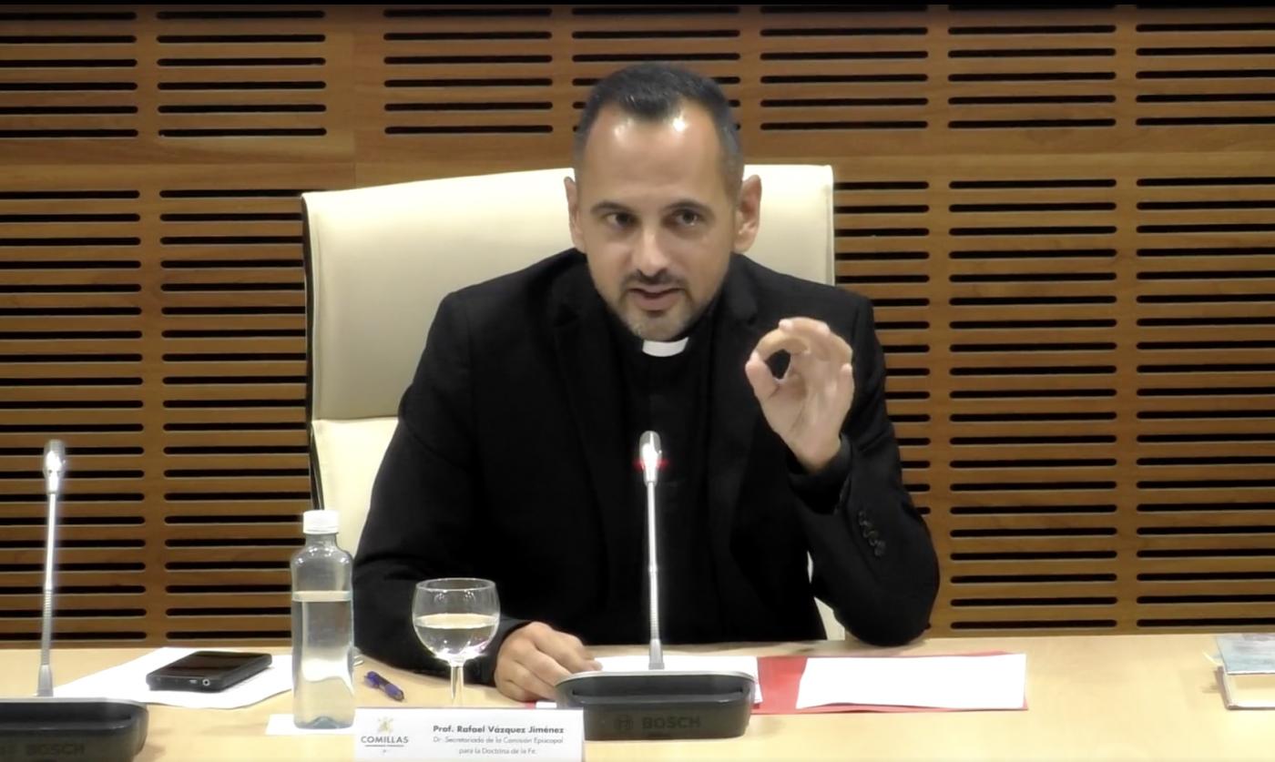 Rafael Vázquez lleva a las Jornadas de Teología de Comillas el diálogo interreligioso
