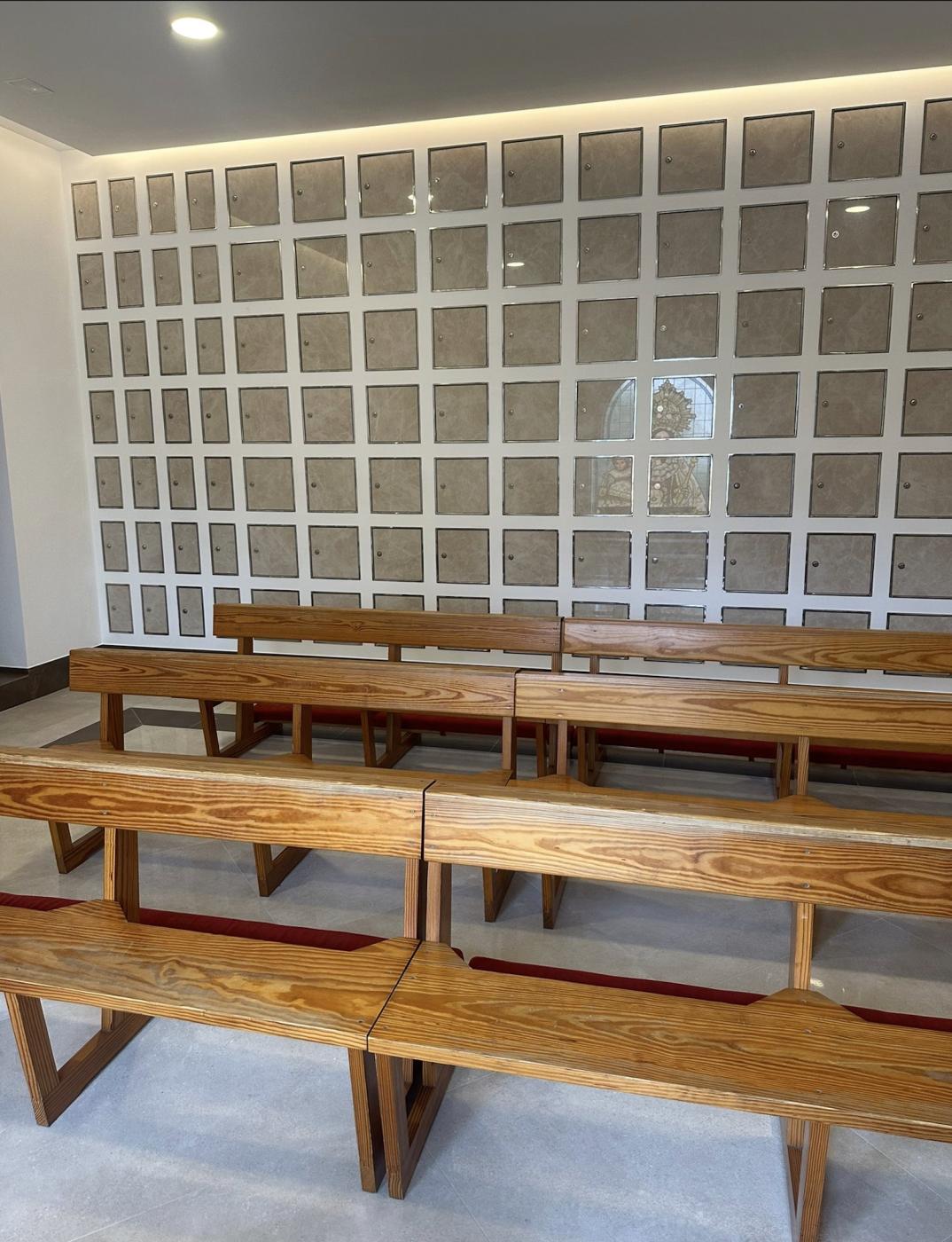 Columbario de la parroquia de Virgen del Carmen y Santa Fe de Los Boliches