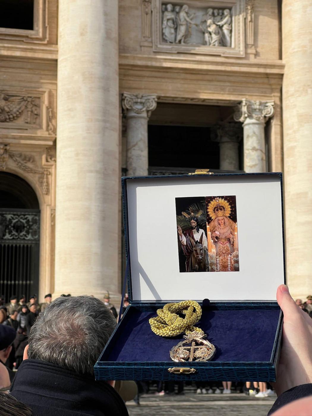 Medalla de la Hermandad