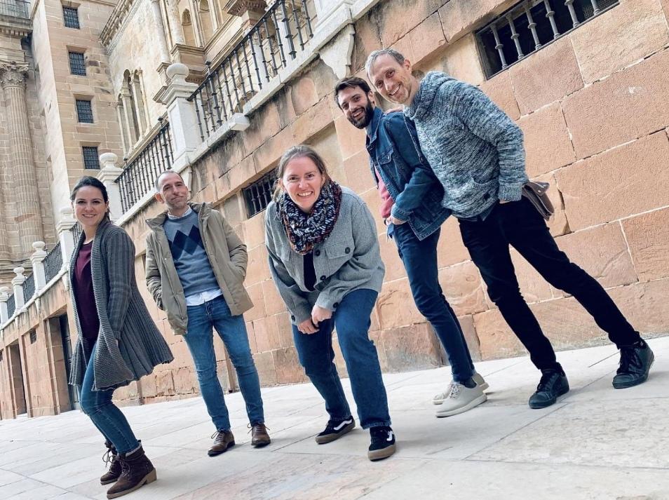 Nos rezamos cantando, en Adviento, con Amanecer