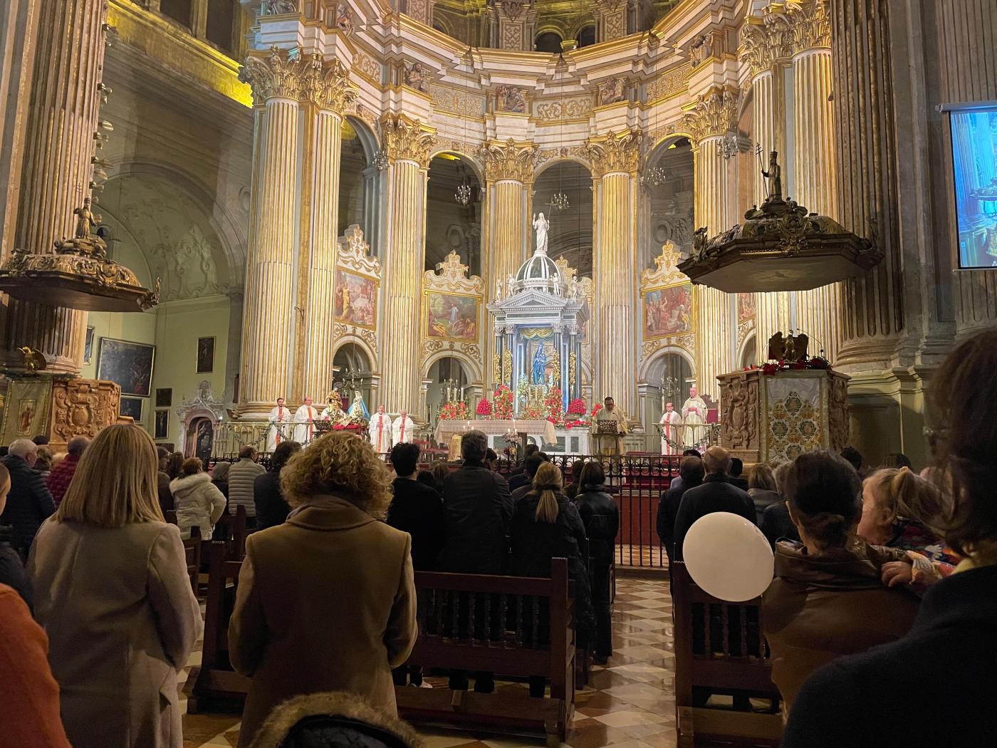 Celebración del Día de la Sagrada Familia en la Catedral // E. LLAMAS