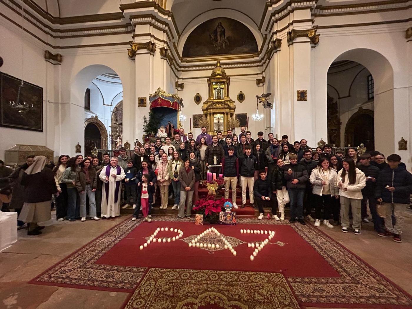 Los jóvenes de Antequera viven una Navidad solidaria con Valencia