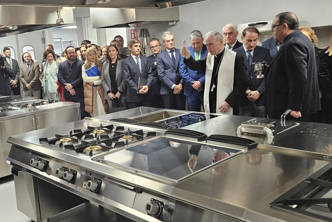 Bendici&oacute;n de las cocinas de la Escuela Internacional de Hosteler&iacute;a y Turismo de M&aacute;laga (EIHT)