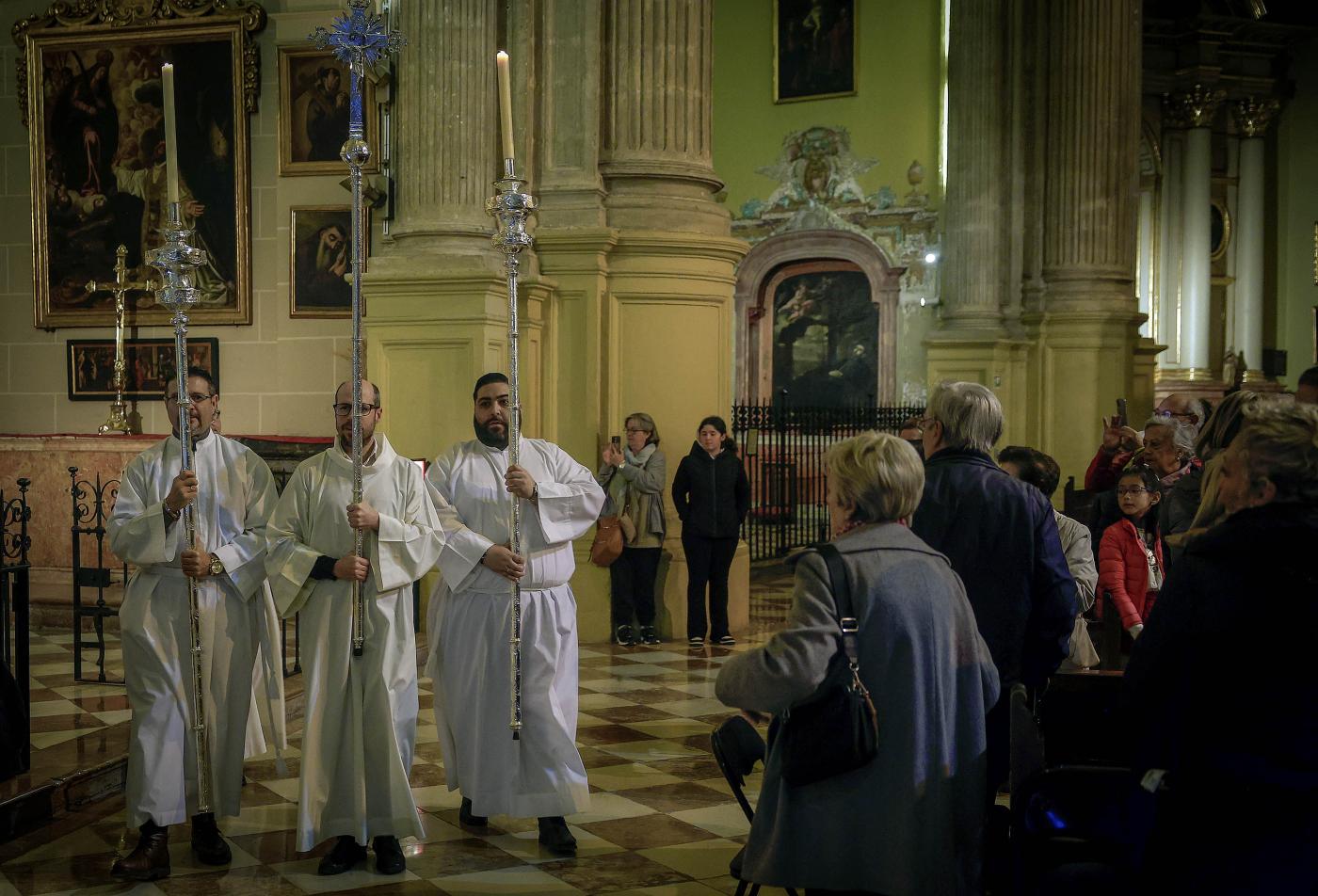 El arciprestazgo de San Cayetano peregrina a la Catedral por el Jubileo