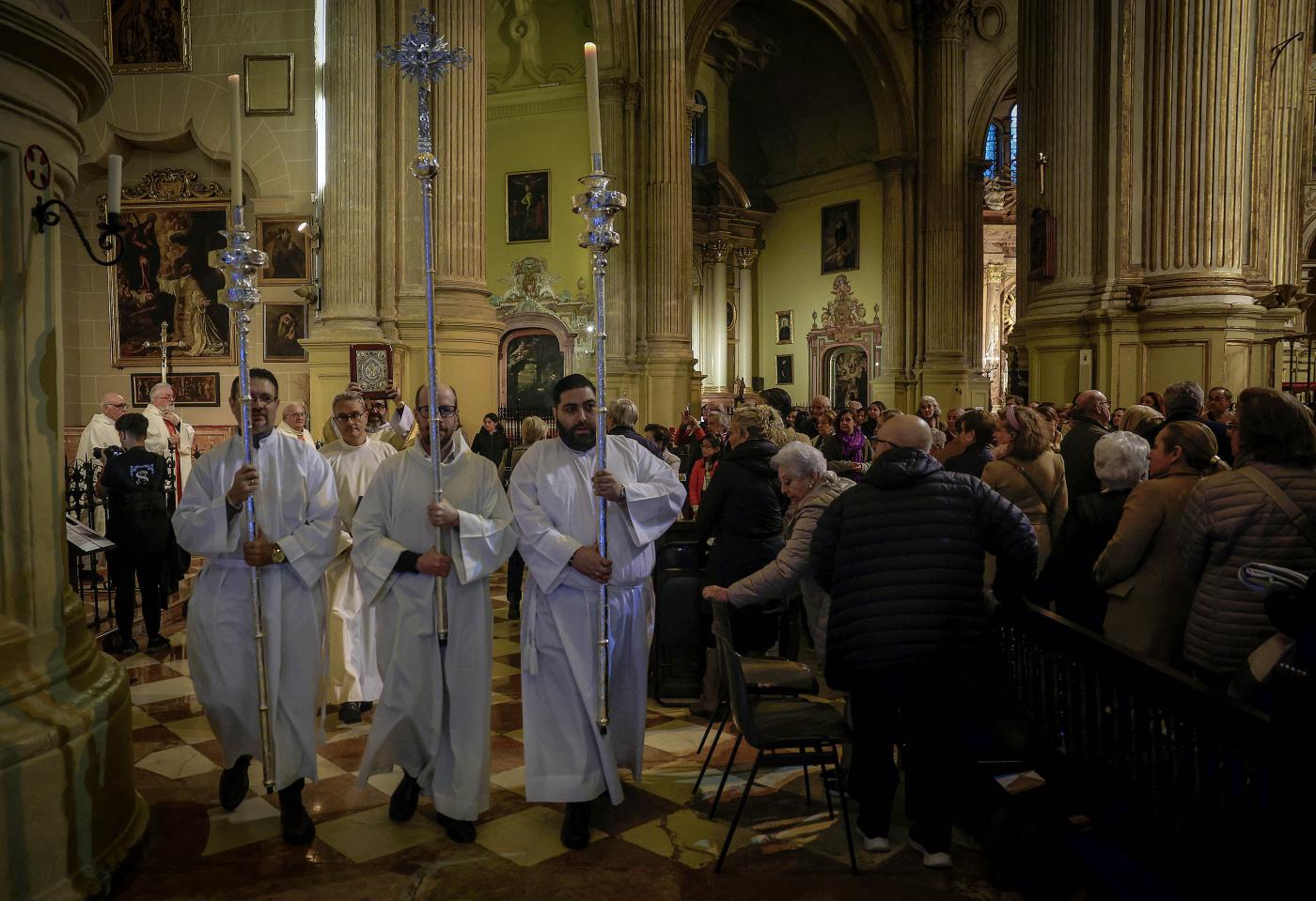 El arciprestazgo de San Cayetano peregrina a la Catedral por el Jubileo