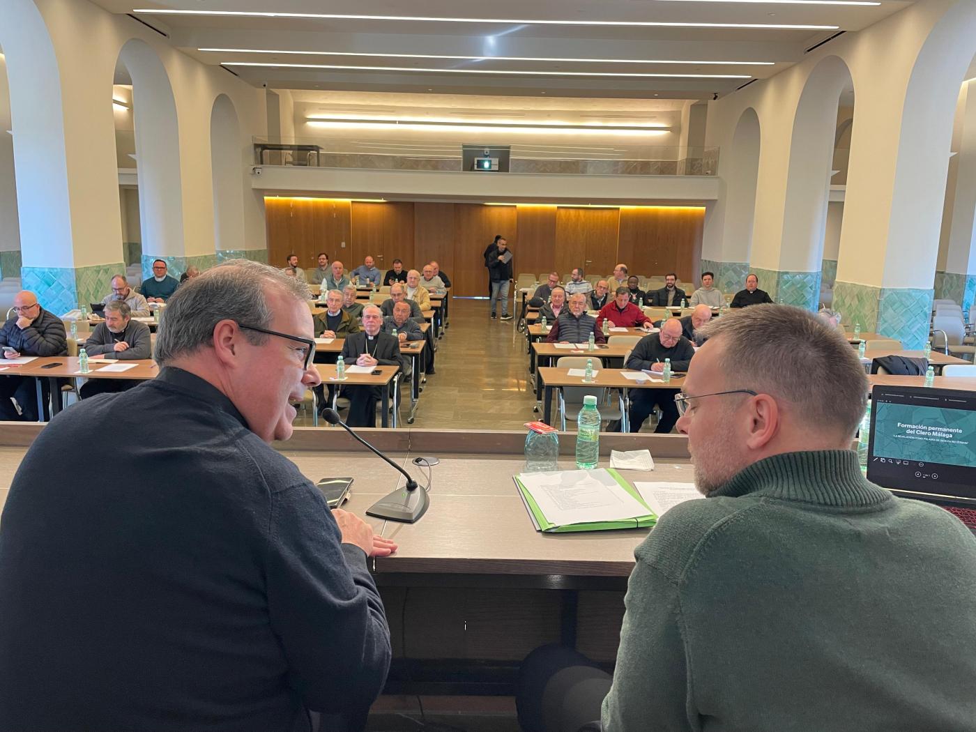 Ponencias del sacerdote Miguel Ángel Criado sobre la Dei Verbum