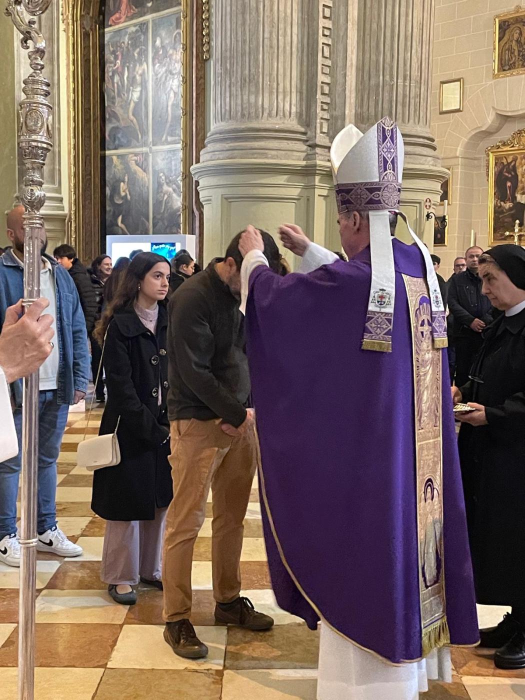 Los catecúmenos concluyen su preparación para recibir la Iniciación Cristiana en Pascua