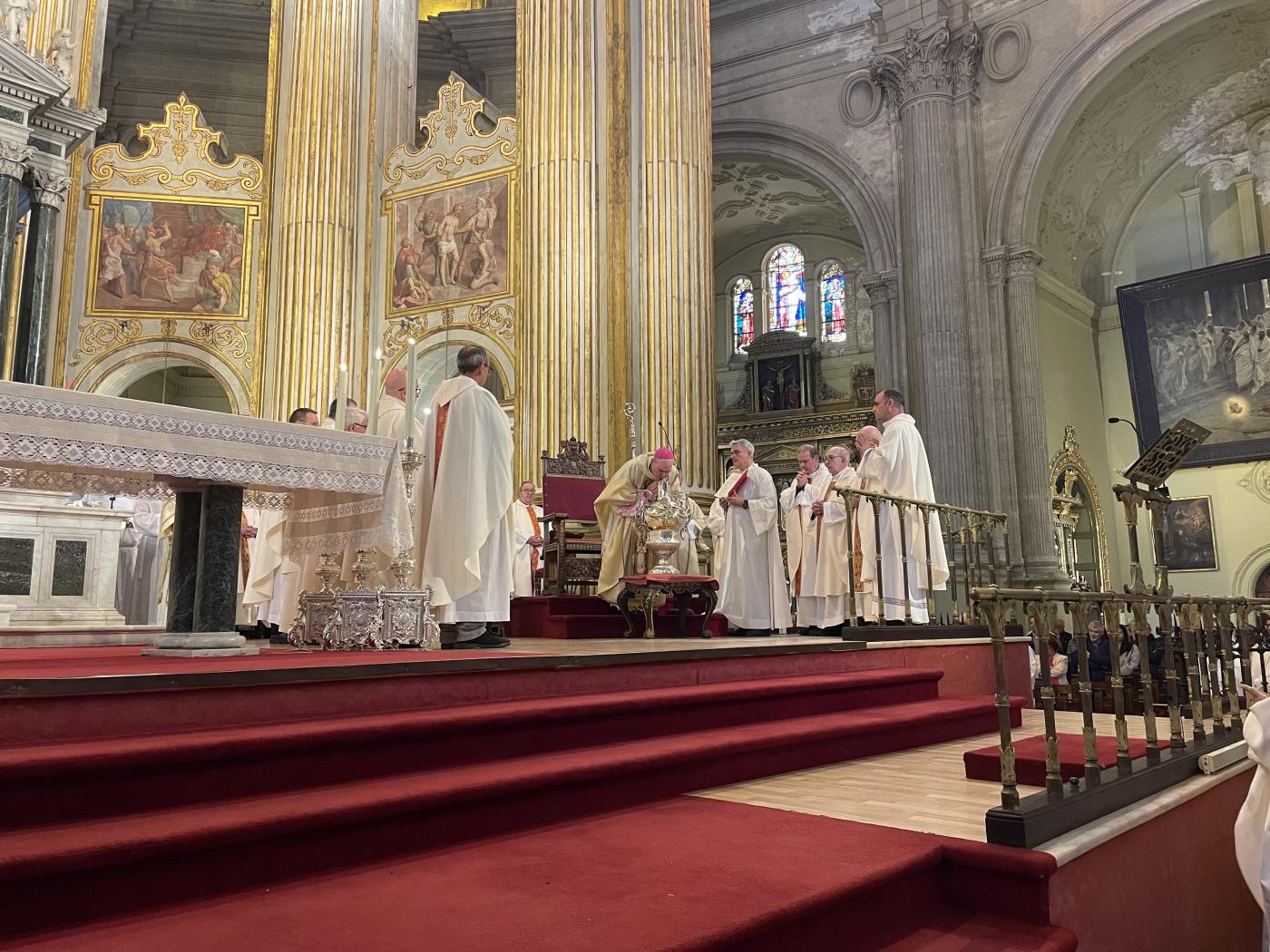 «Los sacerdotes estamos también necesitados del perdón y de la misericordia de Dios»