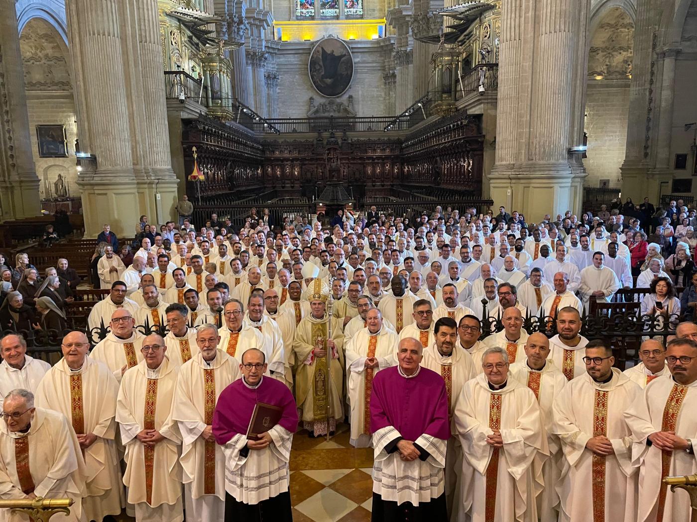 «Los sacerdotes estamos también necesitados del perdón y de la misericordia de Dios»