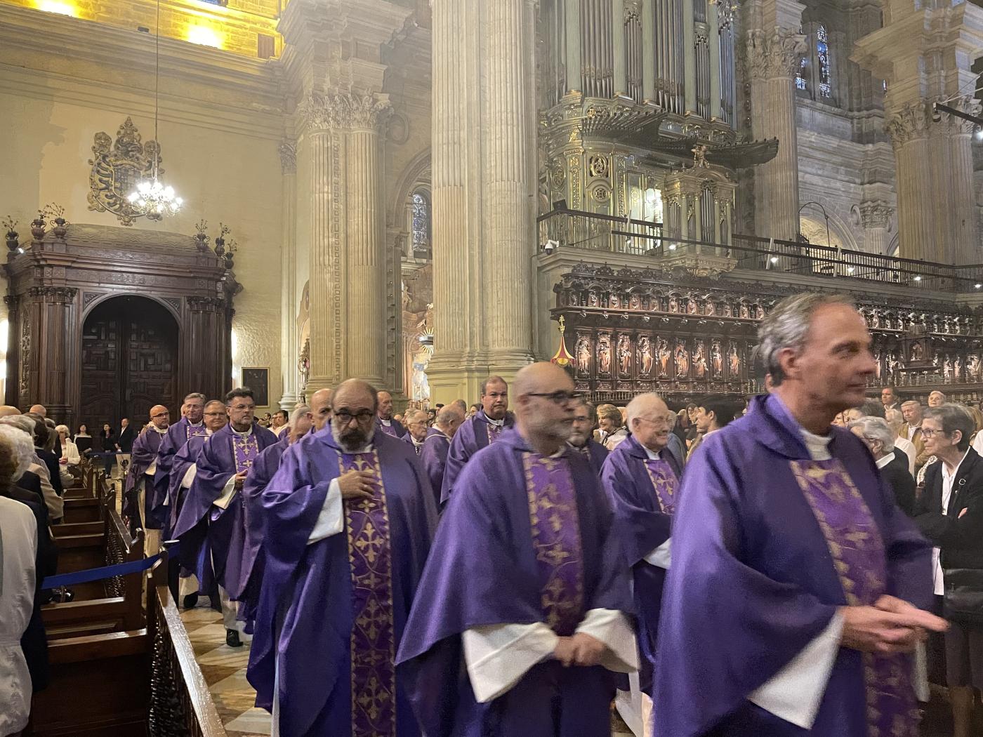 Mons. Pérez: «Francisco supo amar a la Iglesia y supo entregarse por la Iglesia»