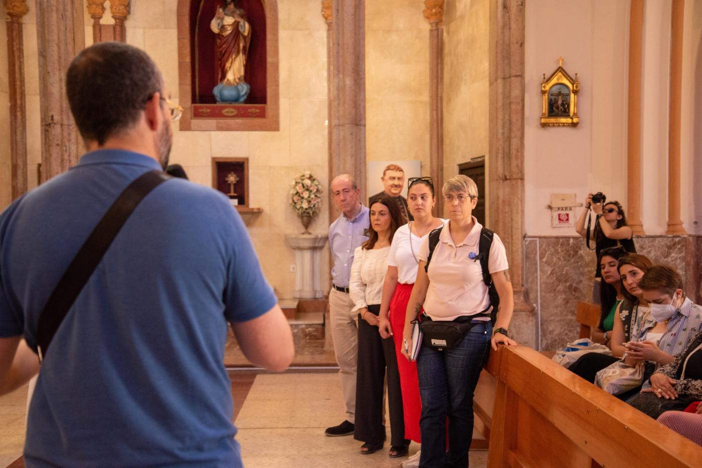Parada de la Línea 105 en la parroquia de San Pablo