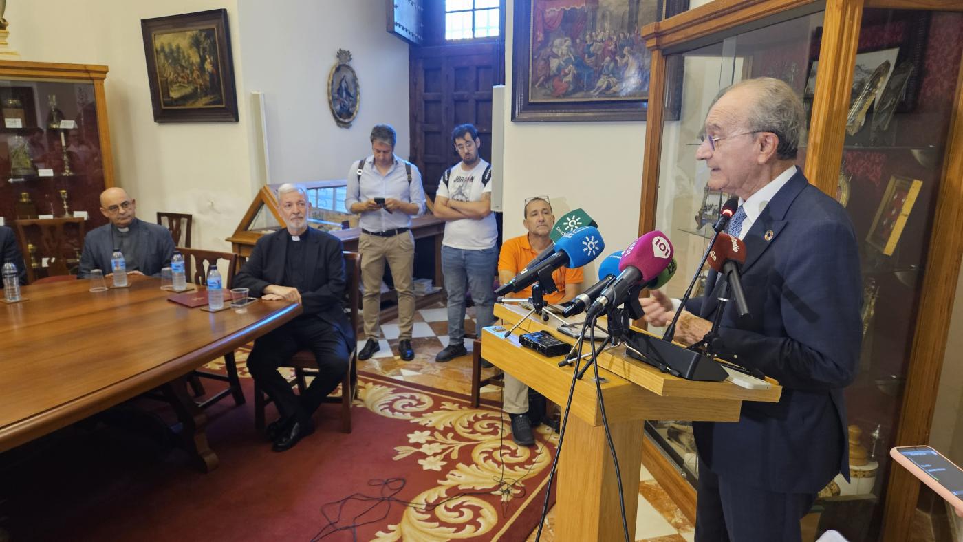 Firma del convenio entre Fundación Iberdrola España y el Cablido Catedralicio