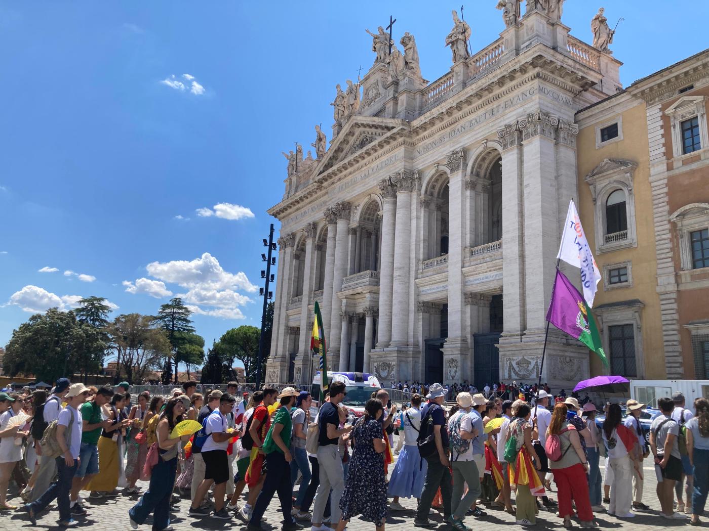 Papa León en Tor Vergata: «Sois la sal de la tierra y la luz del mundo. Llevad esta alegría a todos los países»