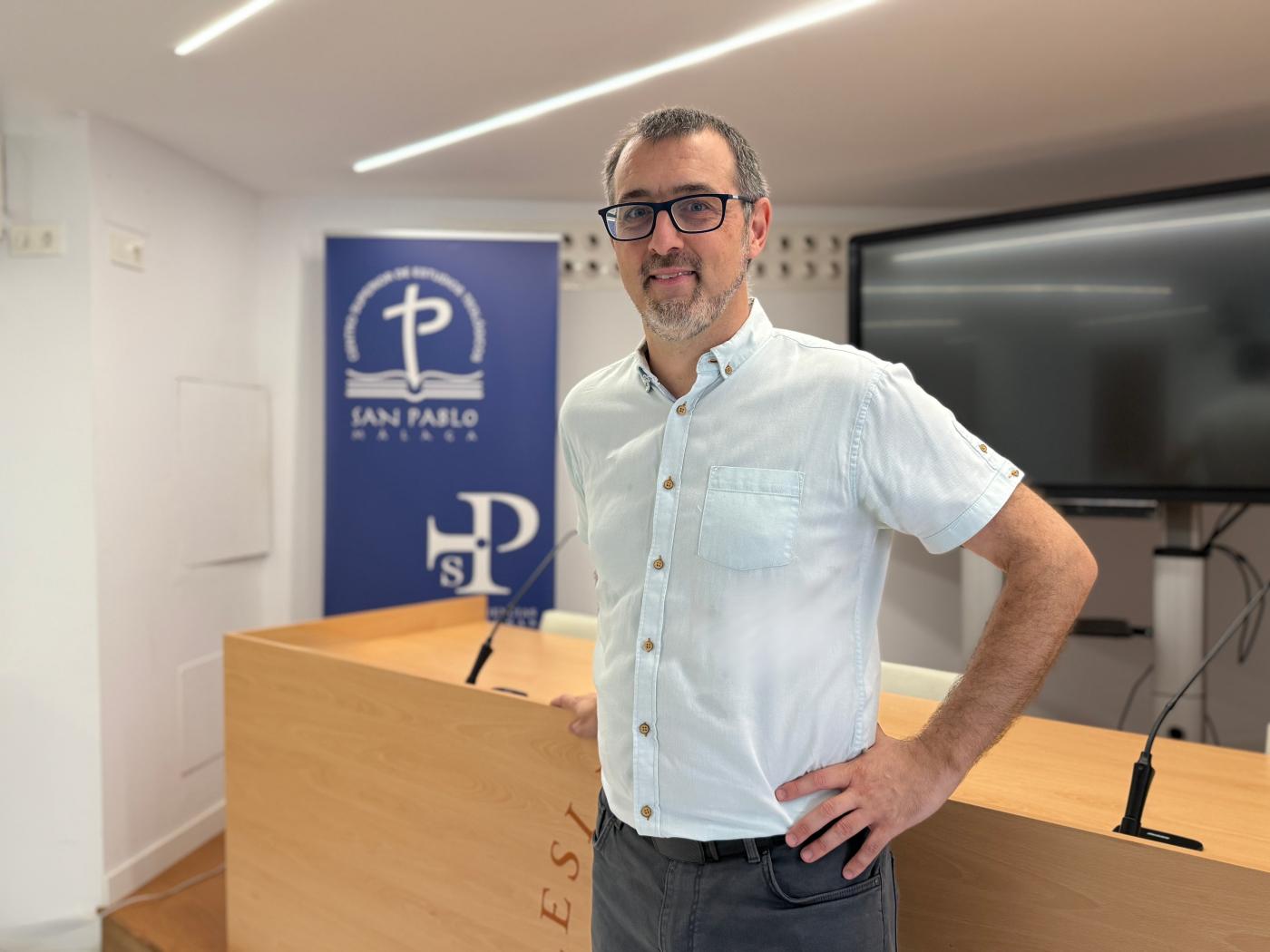 Luis Rosa Invern&oacute;n, profesor de los Centros Teol&oacute;gicos de la Di&oacute;cesis de M&aacute;laga