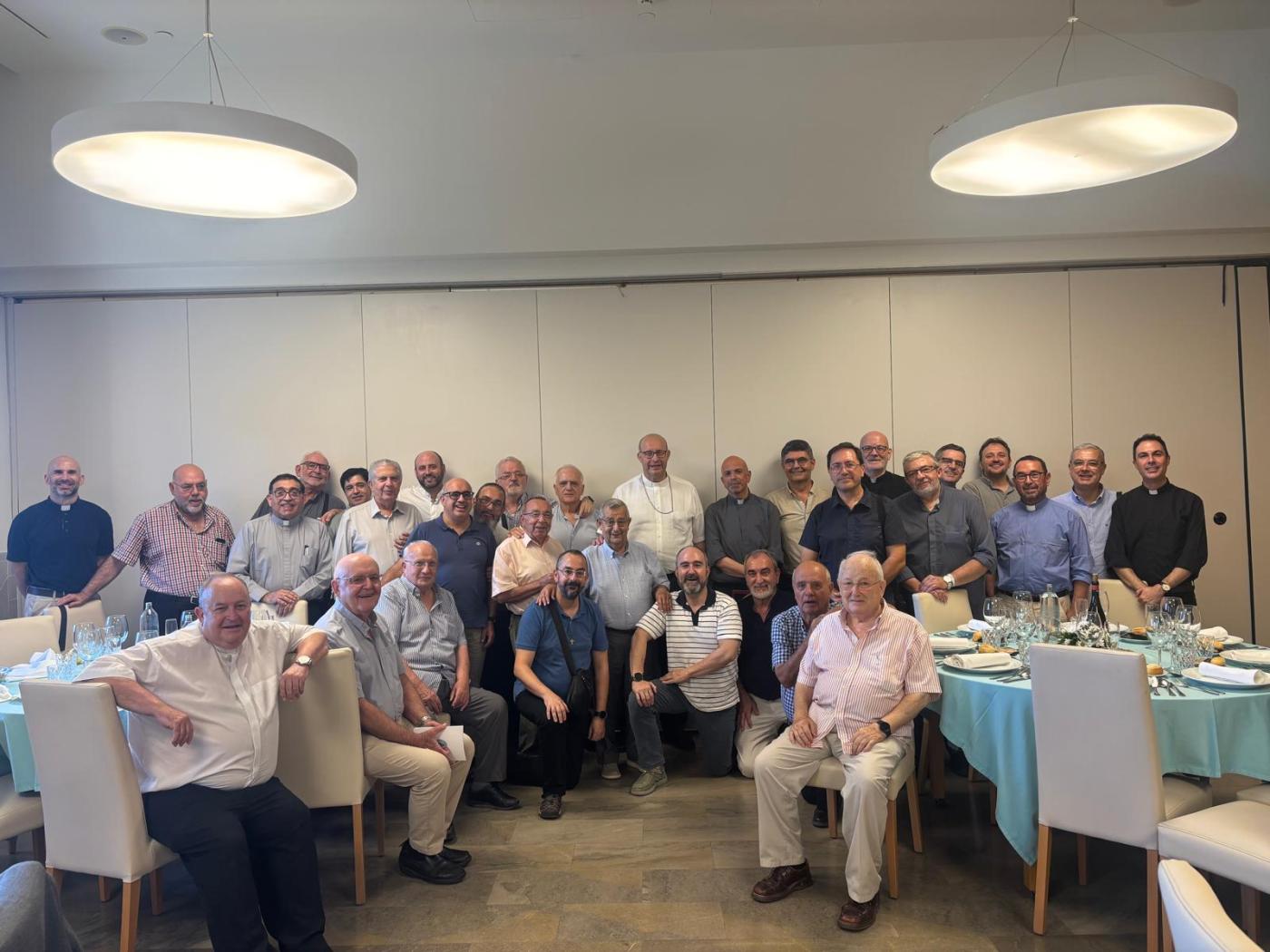 Visita del Obispo al clero de los arciprestazgos de Los Ángeles y San Cayetano, de Málaga