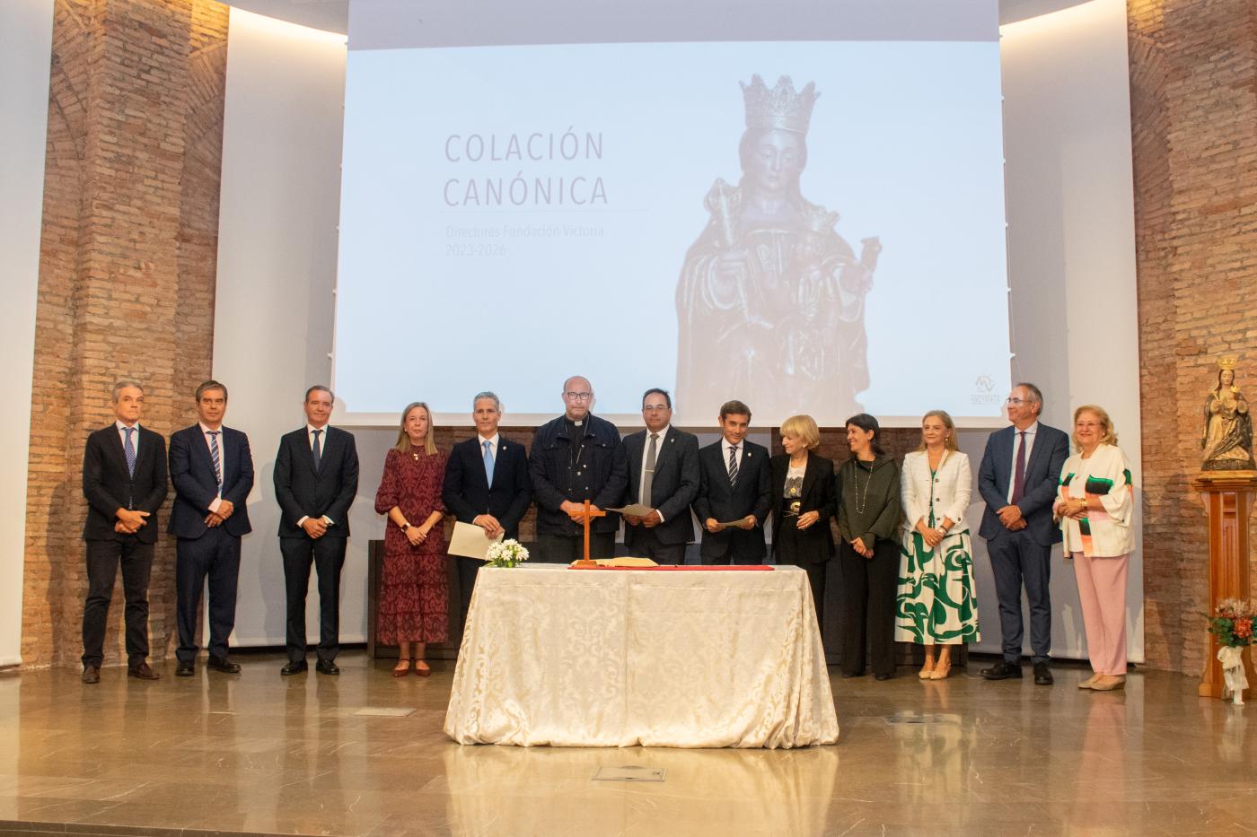 Acto de jura y profesi&oacute;n de fe ante el Obispo y el Patronato de los nuevos directores de centros de Fundaci&oacute;n Victoria