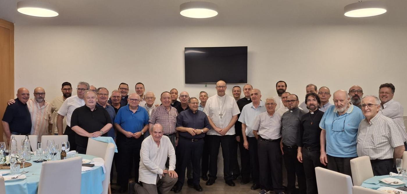 Visita del Obispo al clero de los arciprestazgos de San Patricio y la Victoria, de Málaga