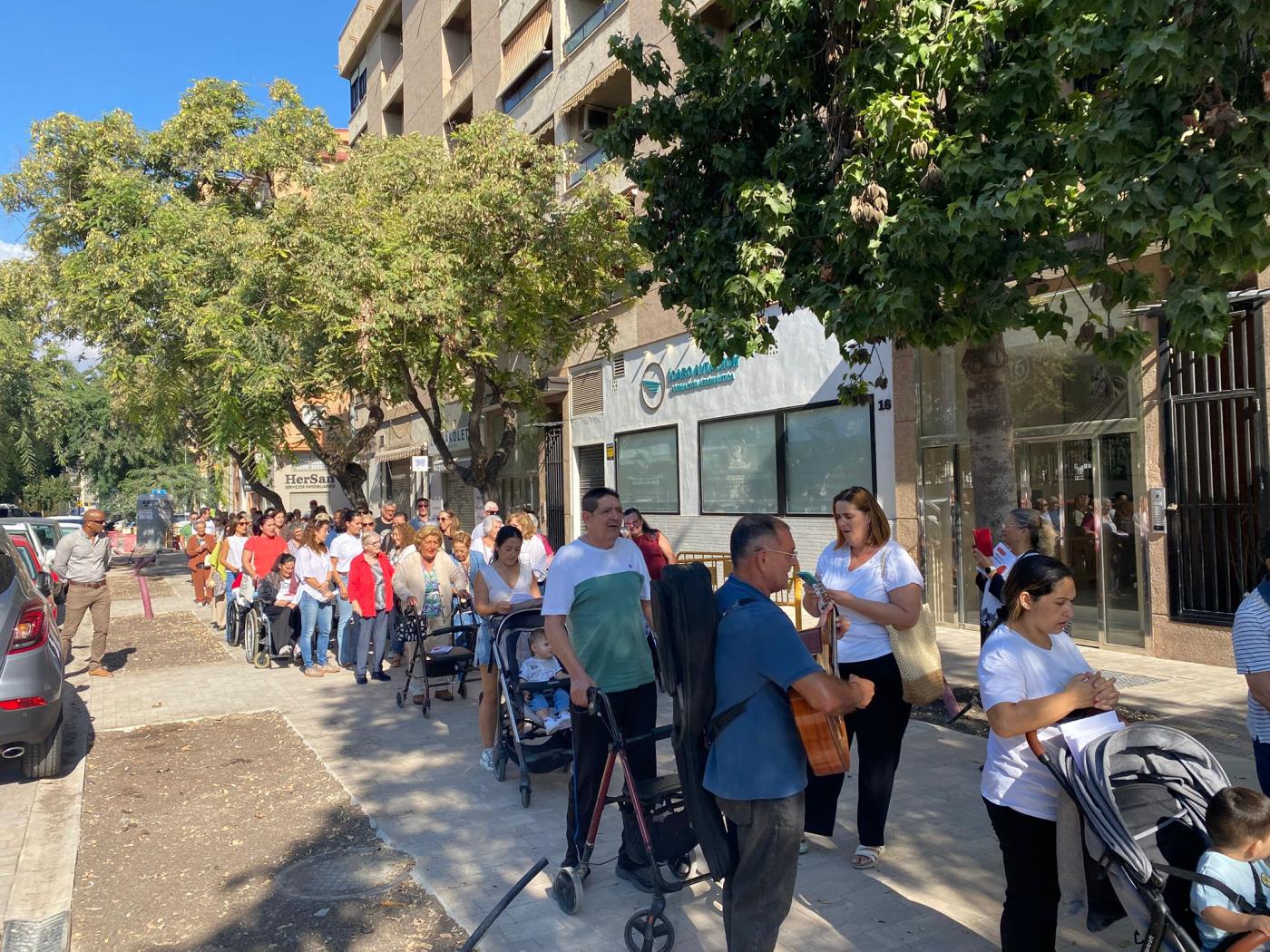 Los centros de Cáritas peregrinan unidos por la esperanza