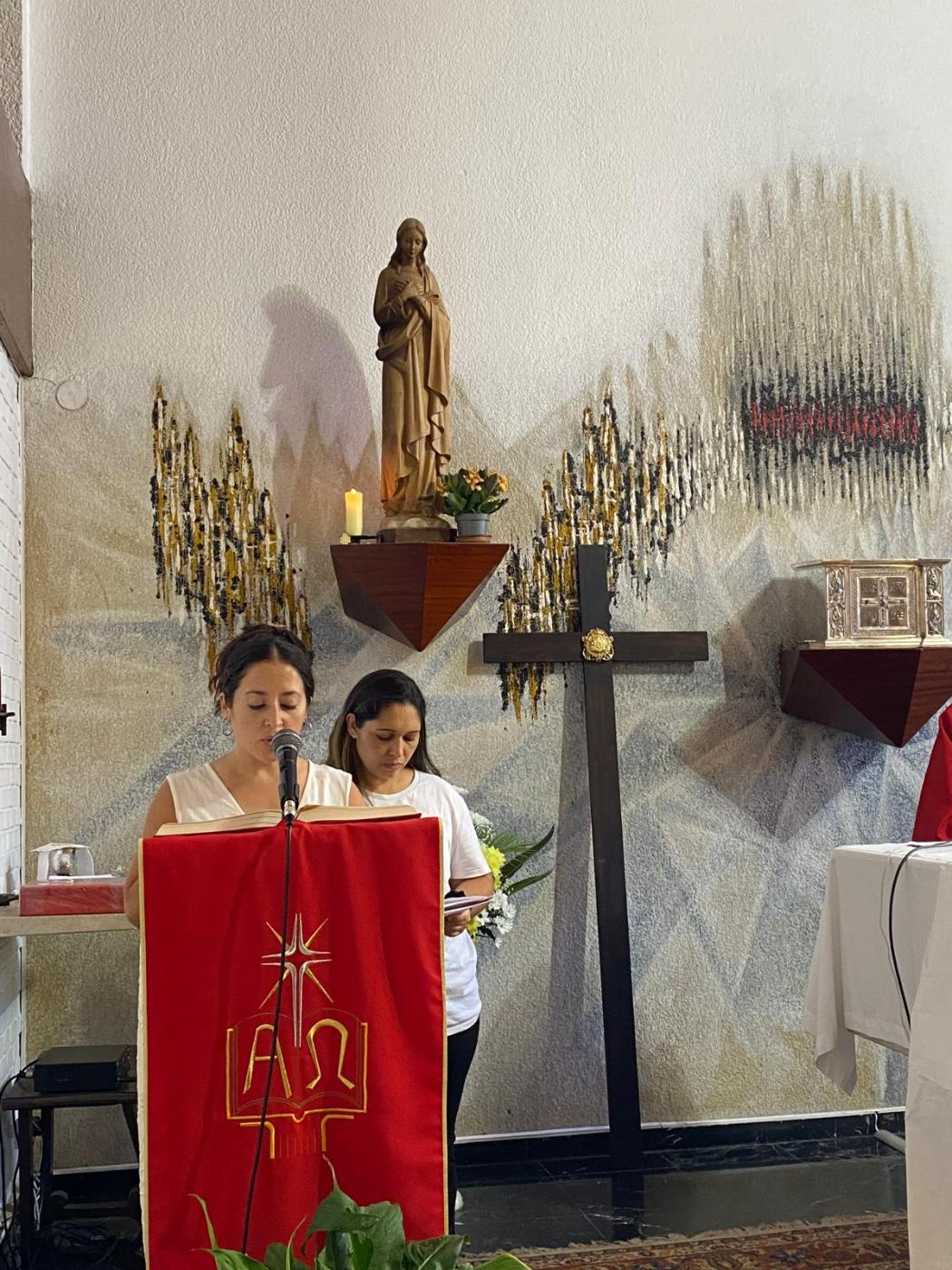 Los centros de Cáritas peregrinan unidos por la esperanza