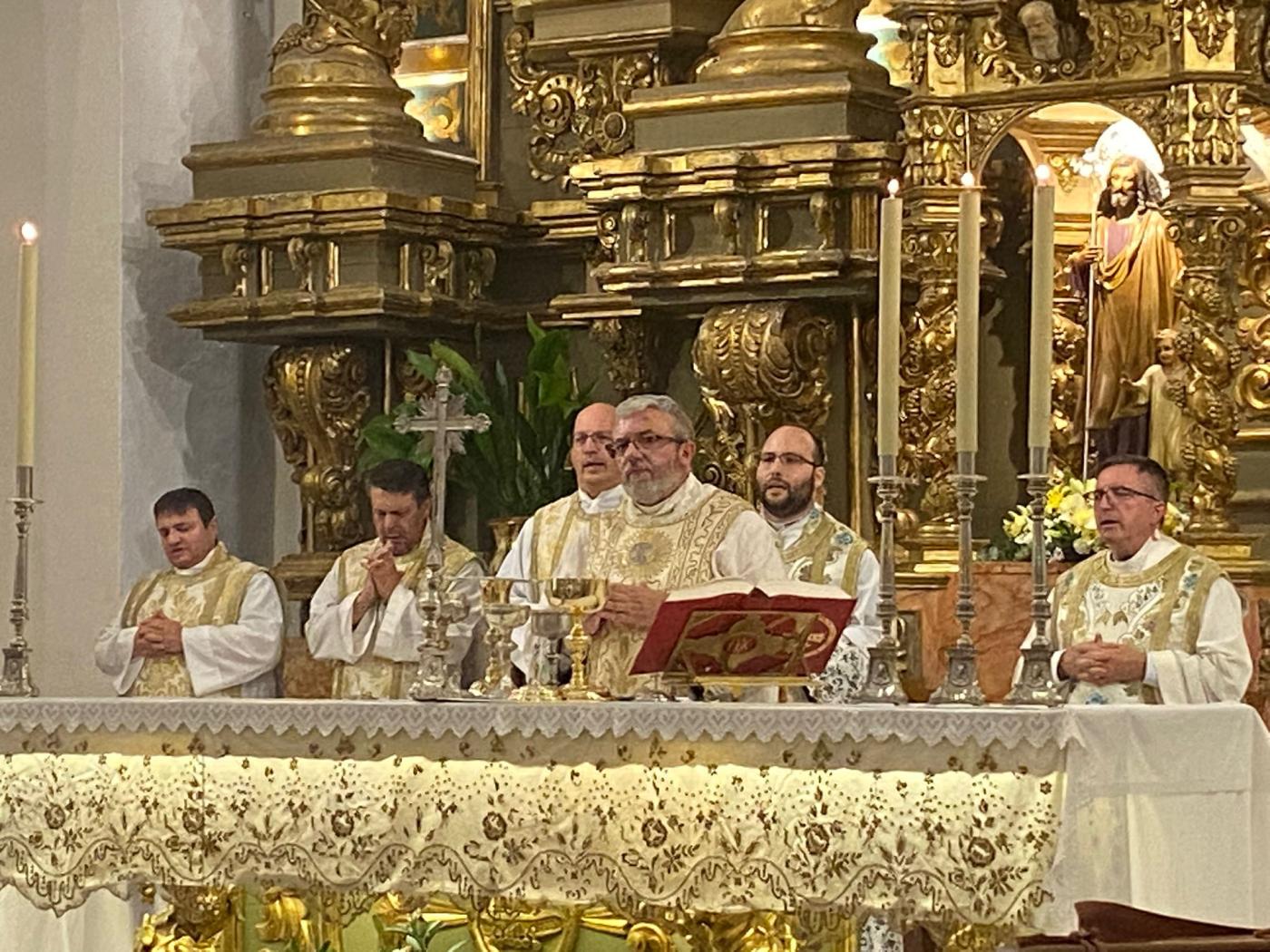 Reabre la parroquia de Cuevas de San Marcos tras su restauración