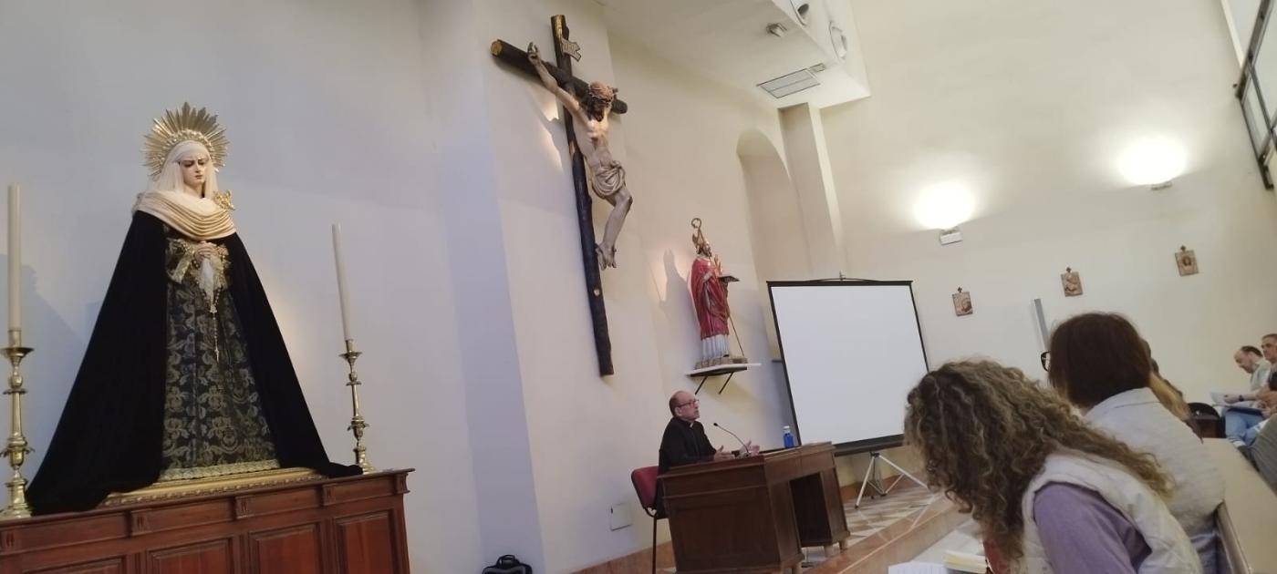 Los ministros extraordinarios de la comunión concluyen su formación