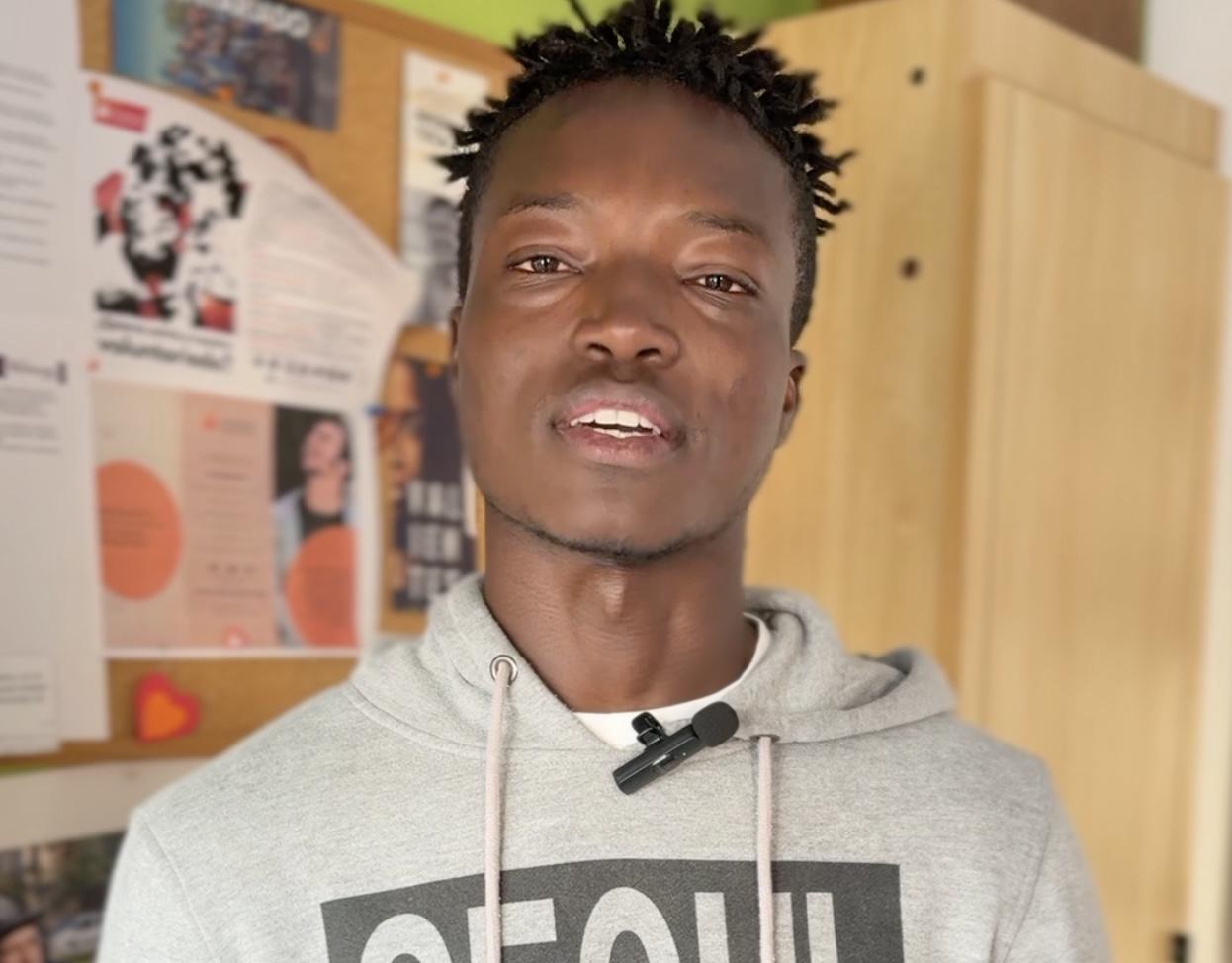 Ebrima: «Cuando los beneficios son más importantes que la dignidad, la economía mata, aunque no use armas»