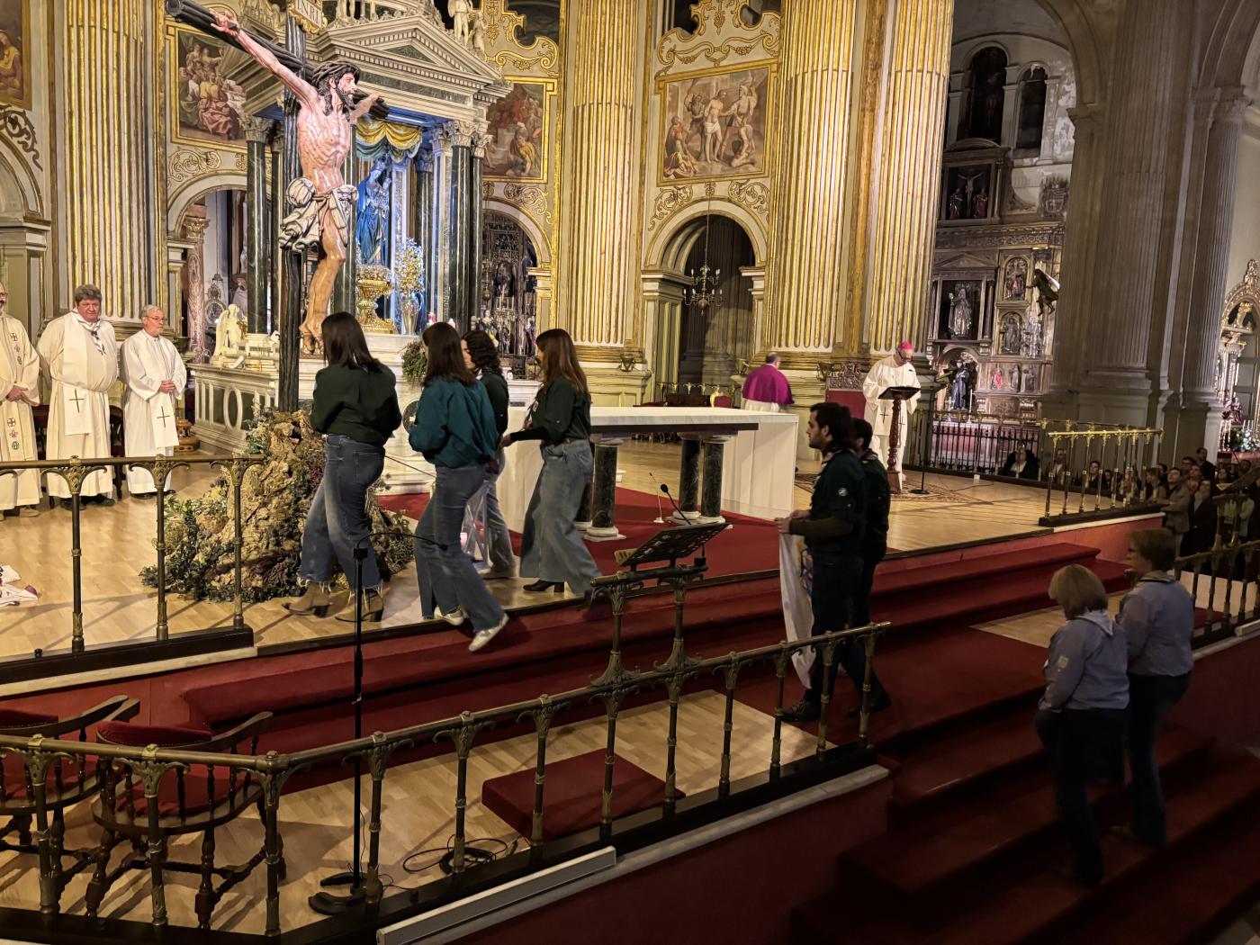 «Difundamos con generosidad la luz que Dios nos regala en esta Navidad»