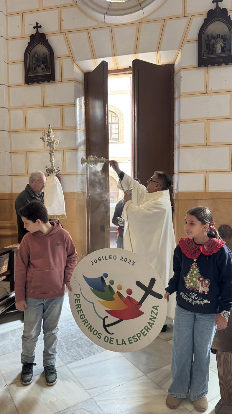 Melilla clausura el Jubileo en la iglesia del Sagrado Corazón: «Seamos sembradores de esperanza»