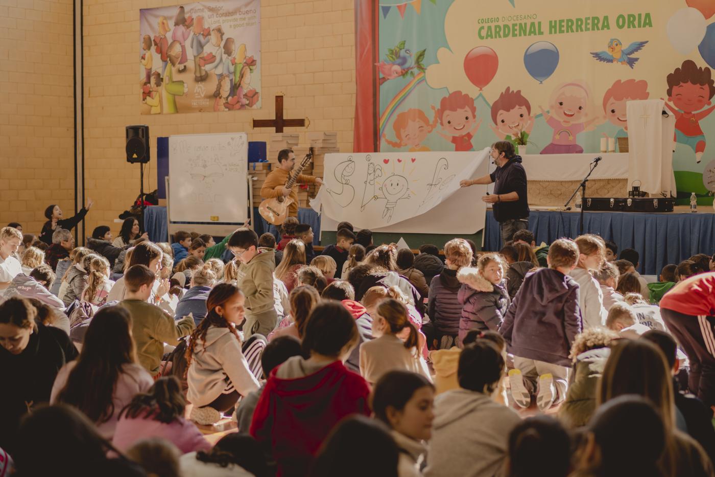 Más de 700 niños y adolescentes compartieron talentos