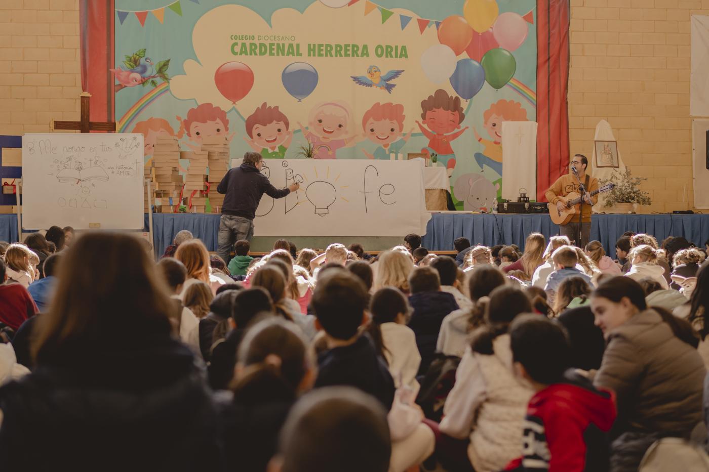 Más de 700 niños y adolescentes compartieron talentos