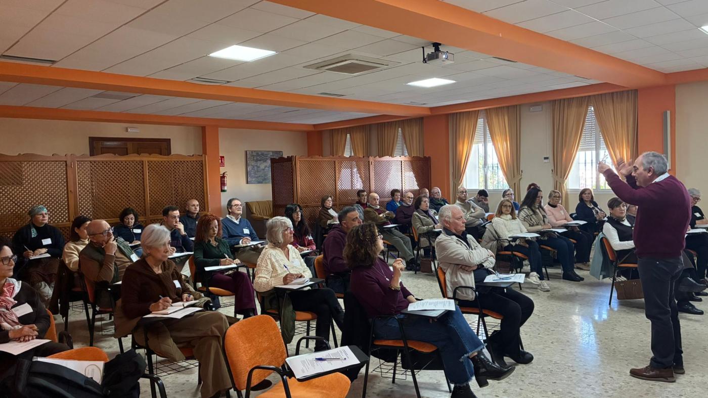 Formadores de la Escuela Teológica profundizan en su compromiso cristiano