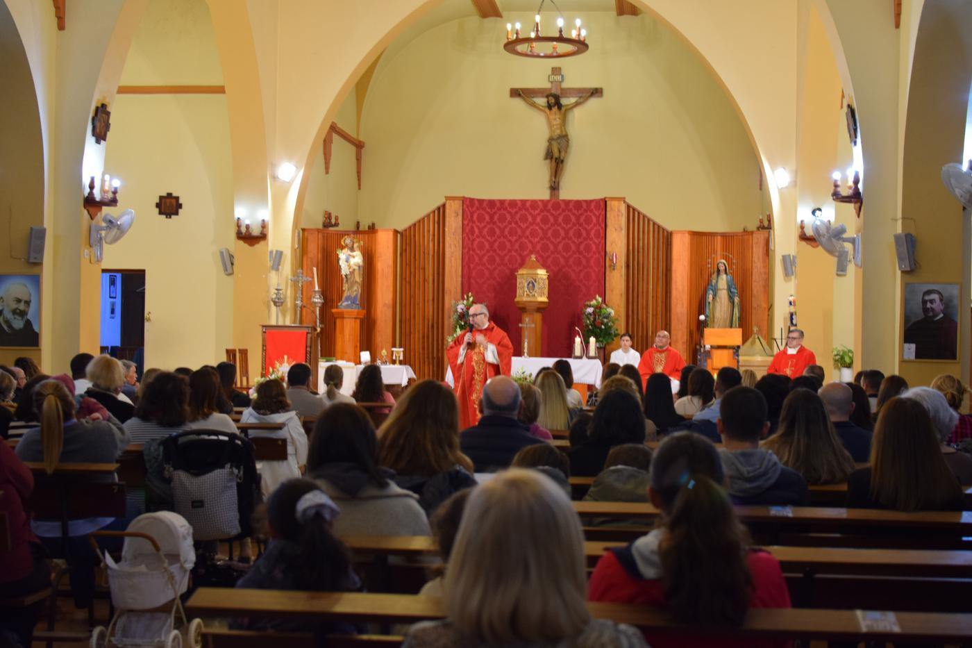 El Obispo, tras su visita: «El reto de futuro es dotar de una estructura arciprestal, dar cuerpo a la Iglesia en Melilla»