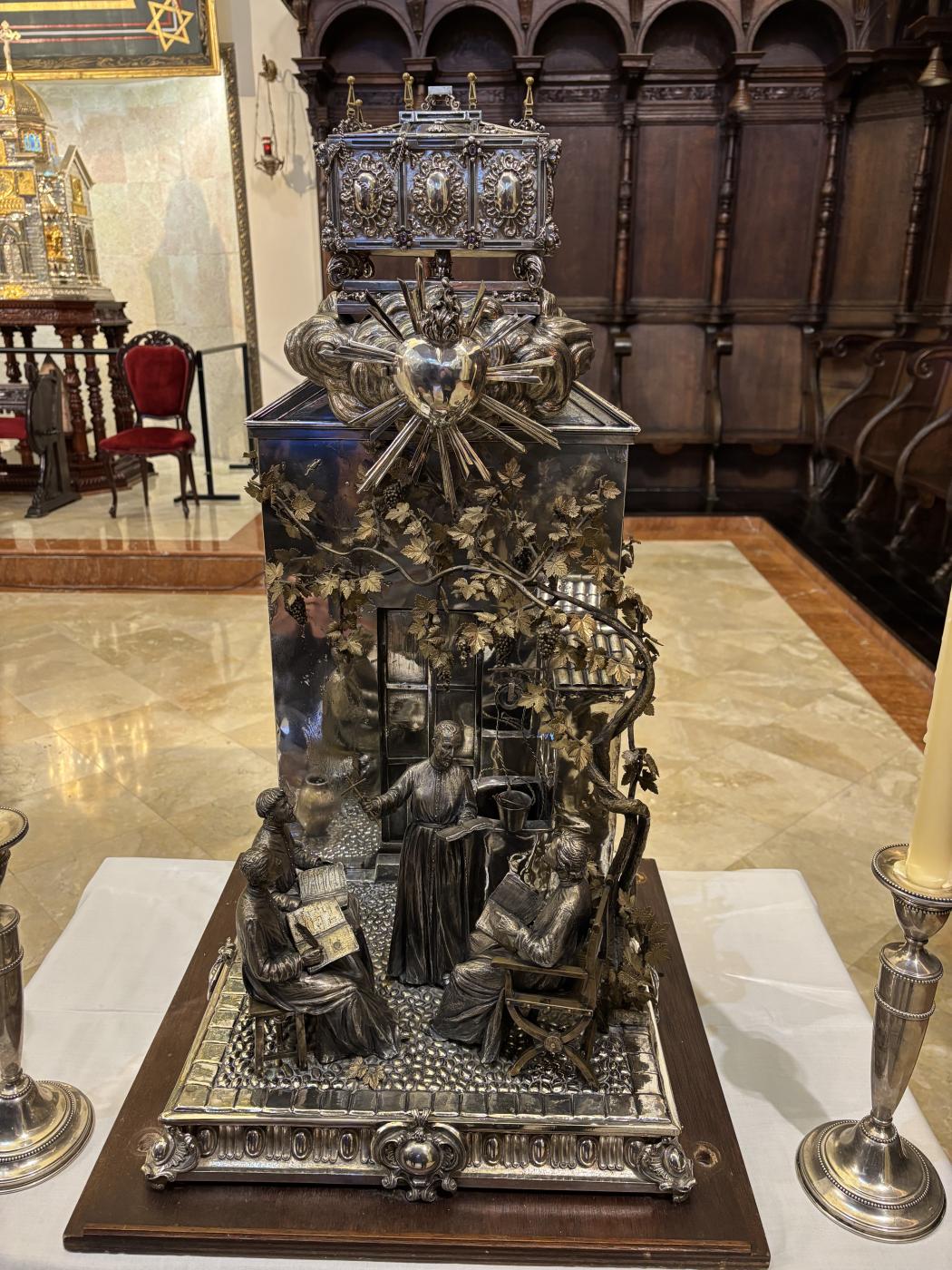 Las reliquias de San Juan de Ávila llegan al Seminario de Málaga